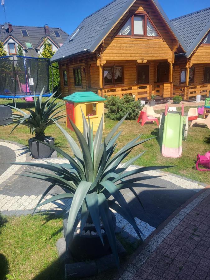 Domki Letniskowe Paradise Rewal Exterior photo